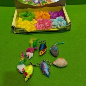 Pollitos de colores y ratoncitos